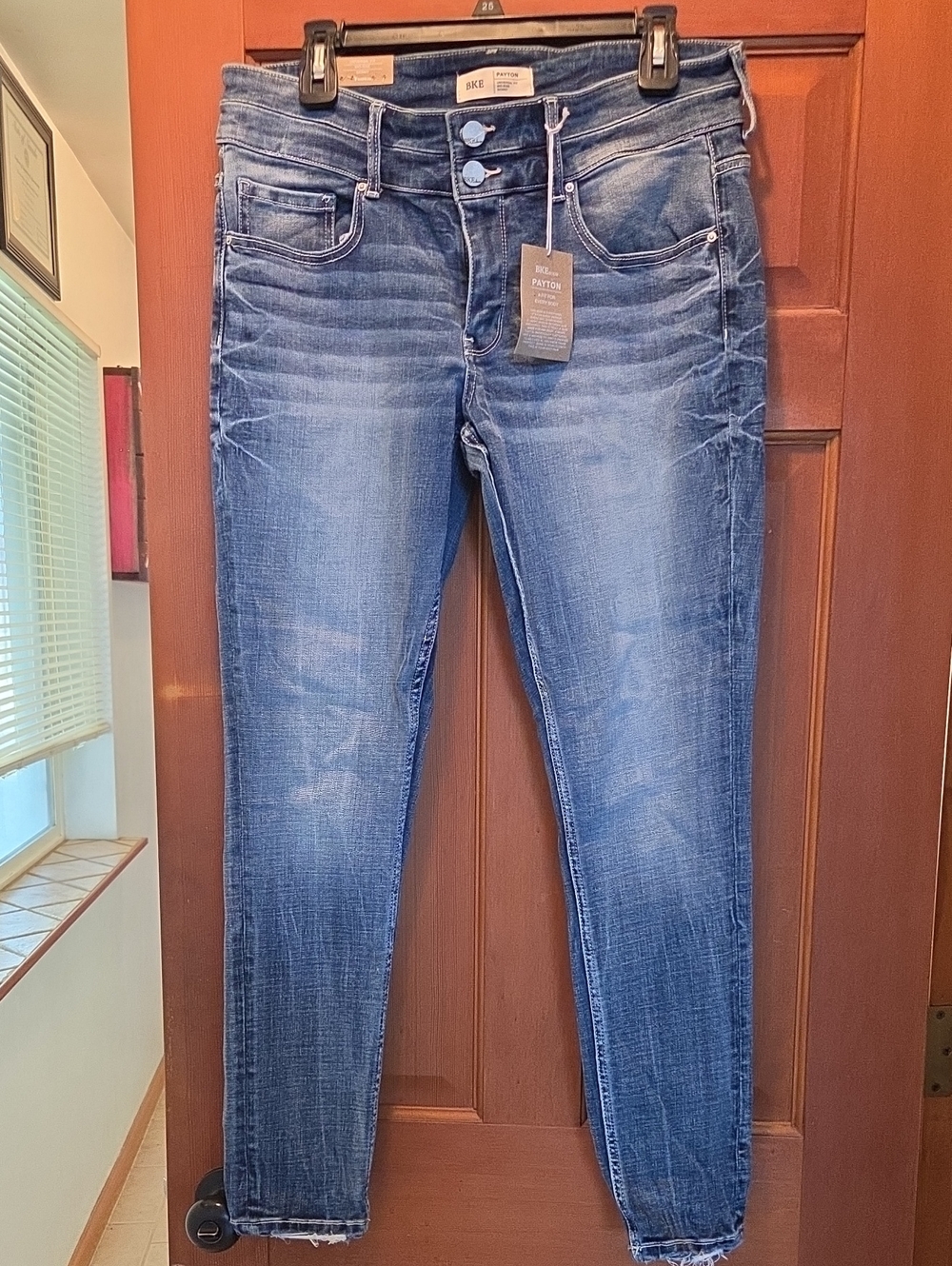 BKE Payto Skinny Jeans Univeral Fit Stretch Mid Rise Denim